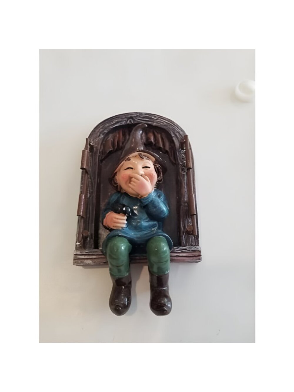 Garden Gnome Statue Elf Out The Door Tree Hugger -5.9 Inch Funny Garden Tree